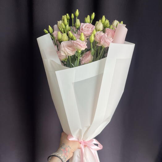 Монобукет лизиантусов