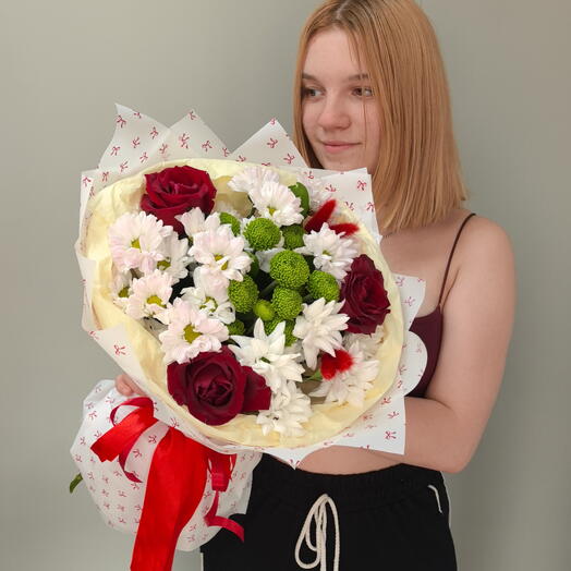 Букет из роз и хризантем 🎀