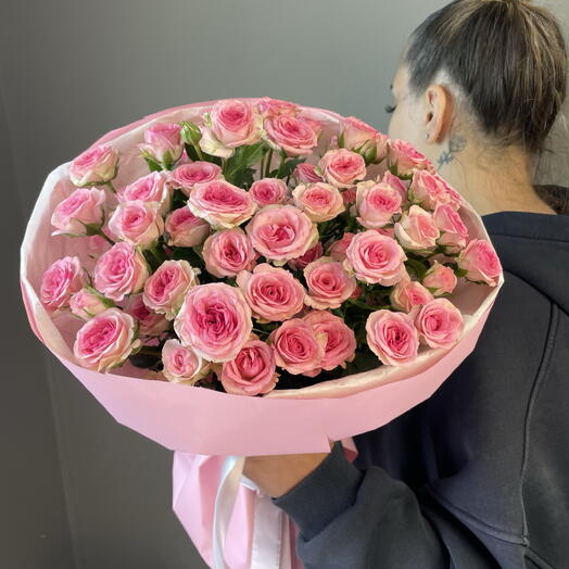 17 розовых красивых кустовых роз 💗