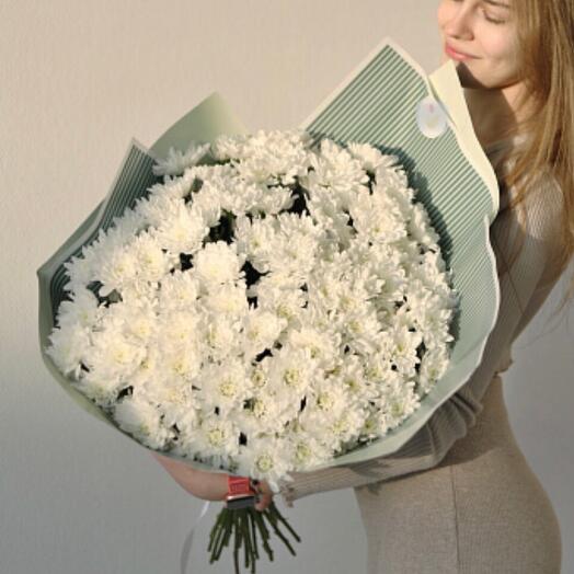 Белые хризантемы