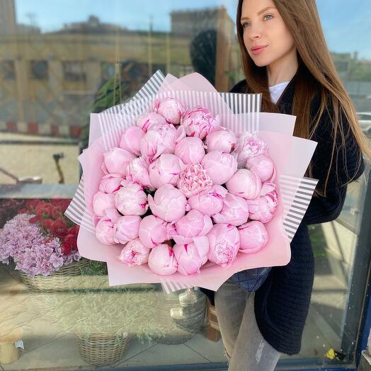Букет пионы розовые 31шт