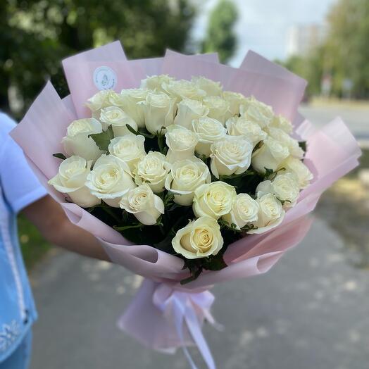 Букет белых роз