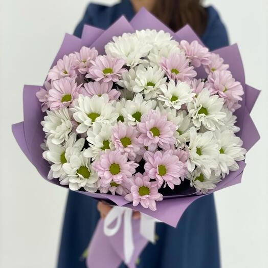 Лавандовый букет из хризантем