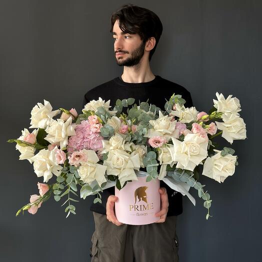 Сборная композиция в коробке