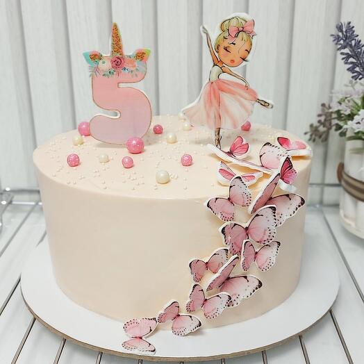 Торт 2 кг с бабочками