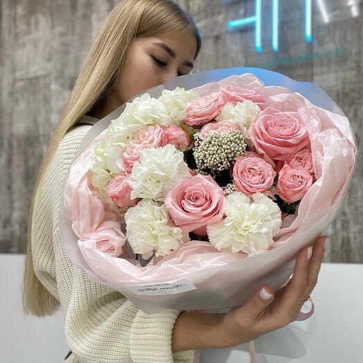 Букет от студии «TIFFANY» розовое чудо