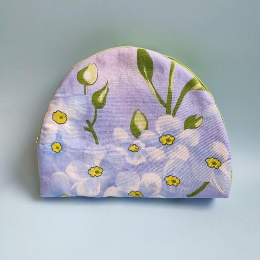 Косметичка "Лиловые цветы"