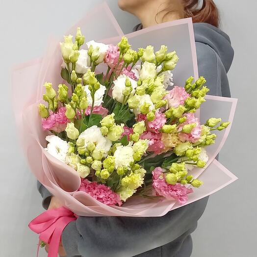 Bouquet of eustoma