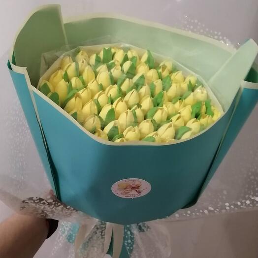 Букет зефирных тюльпанов