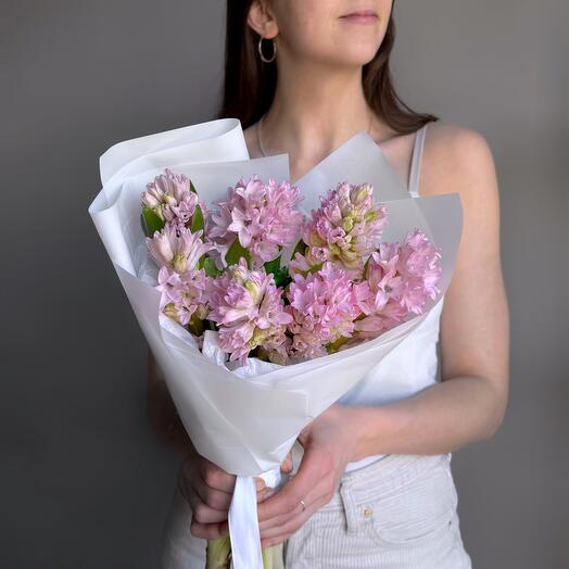 Весенний букет гиацинт розовый