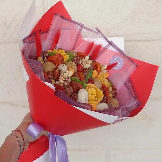 Букет из сухофруктов "Red"
