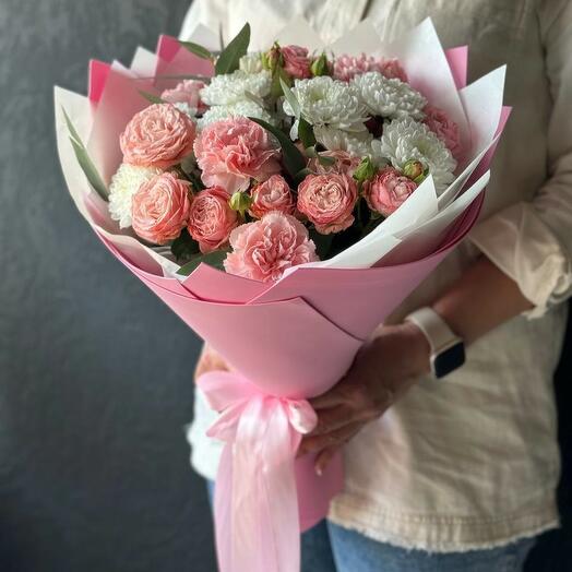 Кружевной микс пионовидных кустовых роз и хризантемы 🌸005