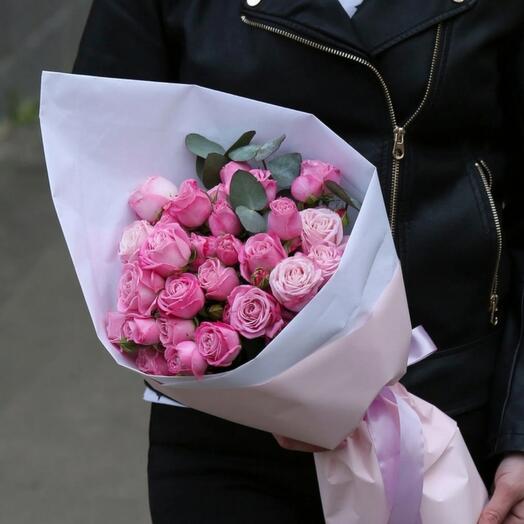 Bouquet of peony roses