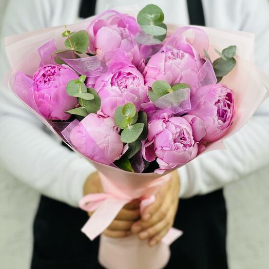 7 pink peonies with eucalyptus