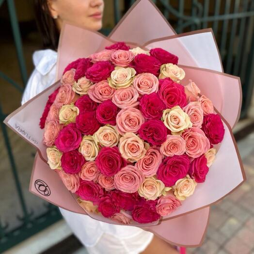 Mix Of Hot Pink And Light Pink Roses