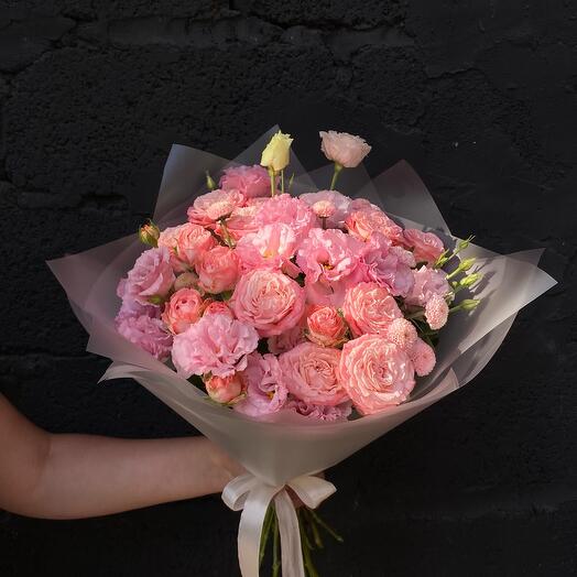 Bouquet of peony roses and pink eustoma