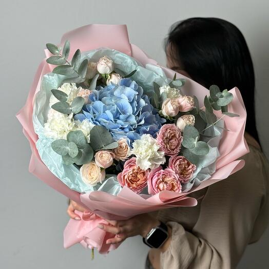 St. bouquet 136 with blue hydrangea