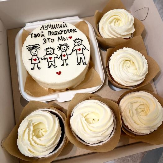 A set of bentos and 5 cupcakes