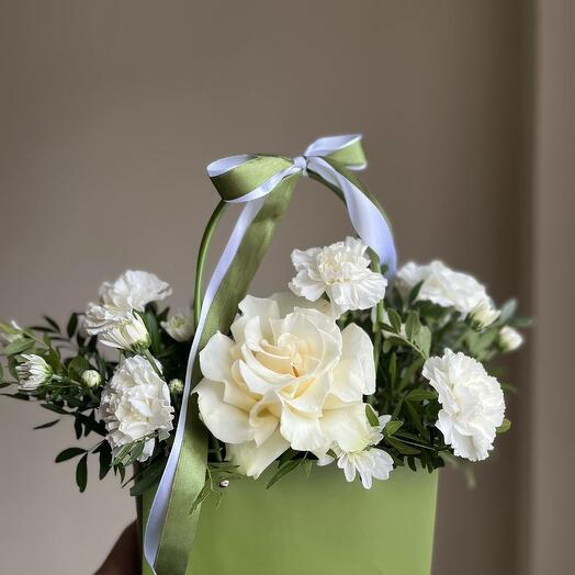 Цветы в сумочке