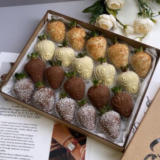 Клубника в шоколаде набор с Днем Рождения 🎈