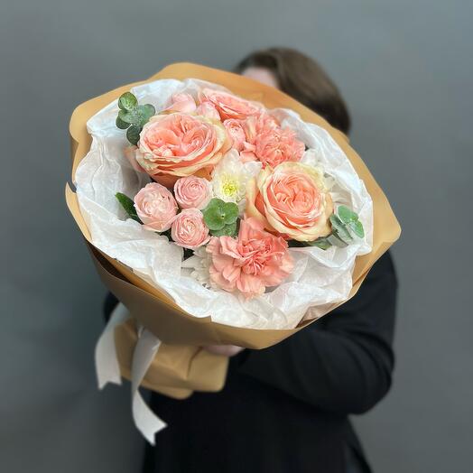 Персиковый букет GF с пионовидными розами