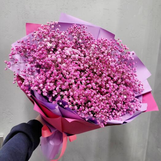 Ramo de gypsophila rosa