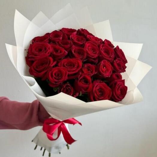 Букет красных роз