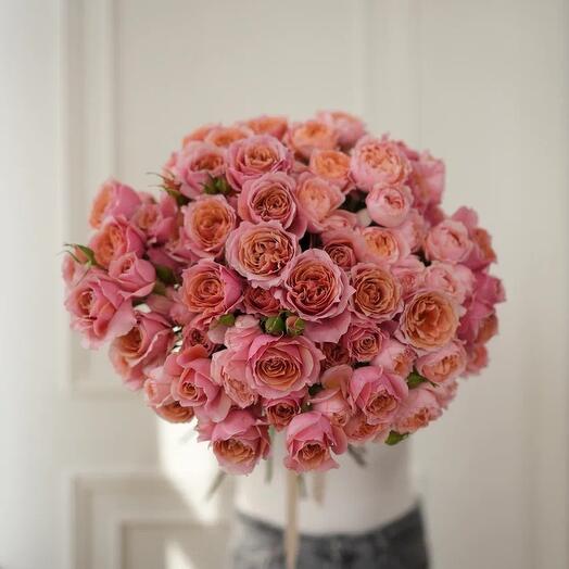 Нежное сердце из 25 кустовых роз «Джульетта»