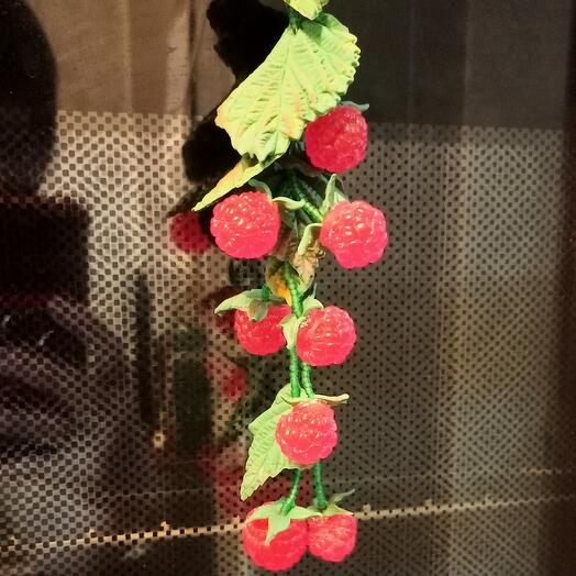 Подвеска в авто "Ягода малинка"