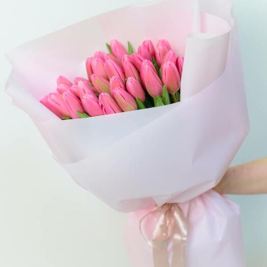 Bouquet of 35 pink tulips