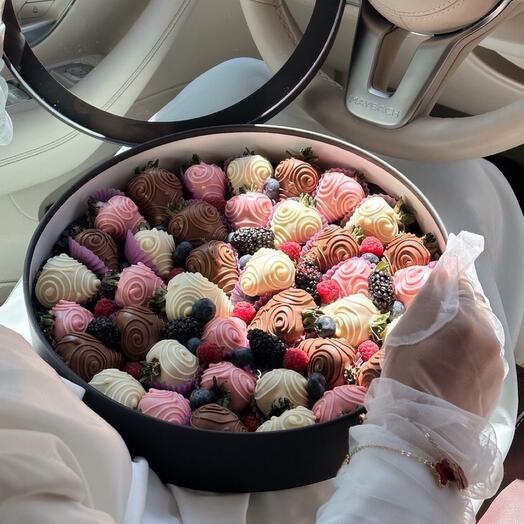 Лебіз с ягодами