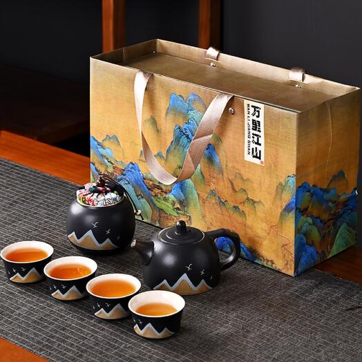 Набор посуды для чайной церемонии в подарочной коробке