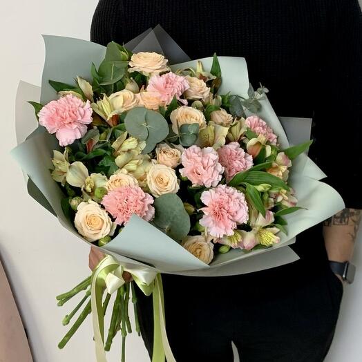 Bouquet rosa arbusto, Dianthus, alstroemeria