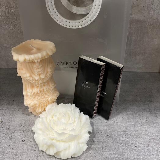 Набор свечей ручной работы в подарочном пакете