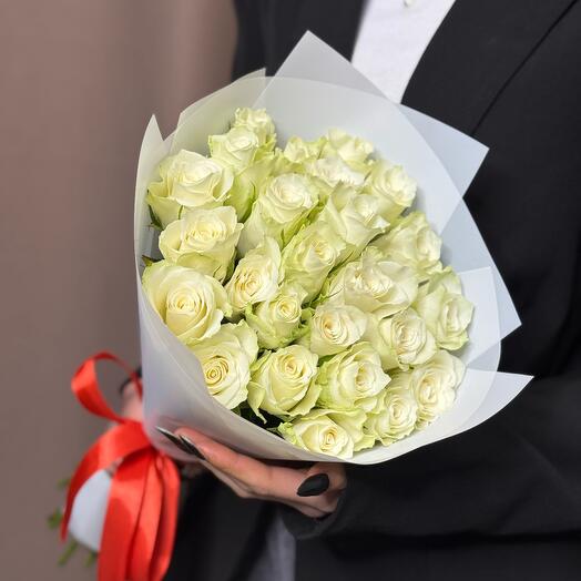 Белые розы 25