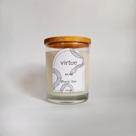 Ароматическая свеча Virtue «Black Sea»