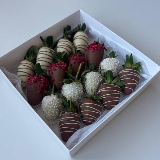 Chocolate-covered strawberries and coconut