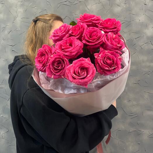 Розы розовые ( 11 штук )