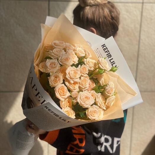 Бежевый однотон. Букет для мамы