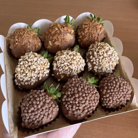 Шоколадный заяц Клубника в шоколаде