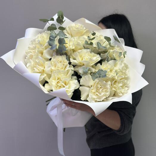Букет из 15 ажурных роз