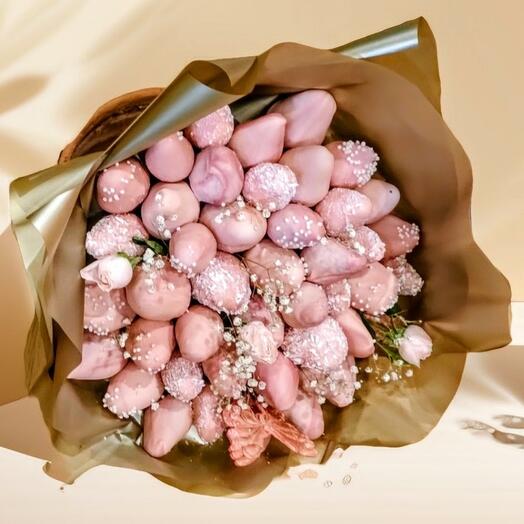 Букет из клубники в розовом. 🍓🩷