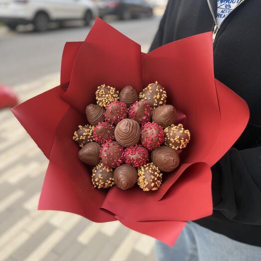 Букет из клубники в шоколаде Арт. 18