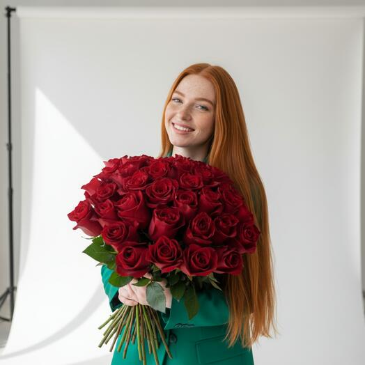 Красная роза 39 шт и лента