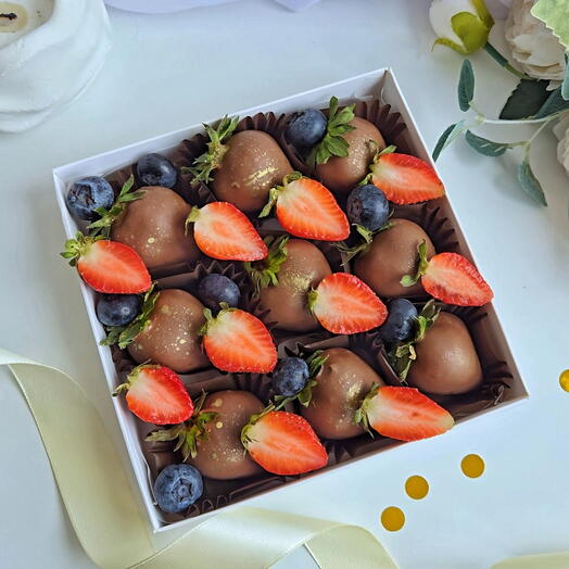 Клубника в шоколаде "ягодное искушение"