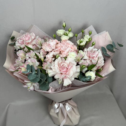 Пышный букет, розы, альстромерии, гортензия🌸
