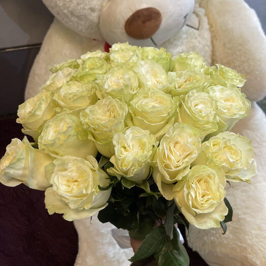 25 белых роз 💕