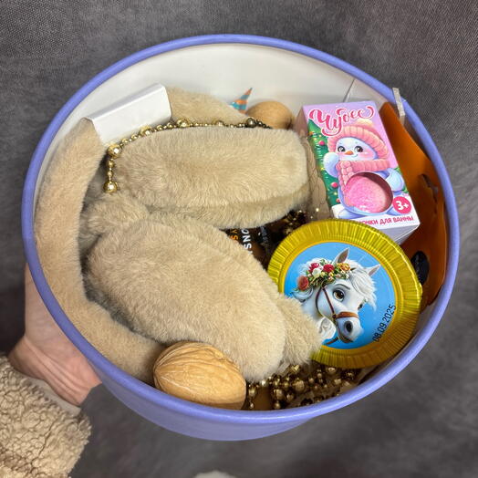 Подарочный набор с наушниками