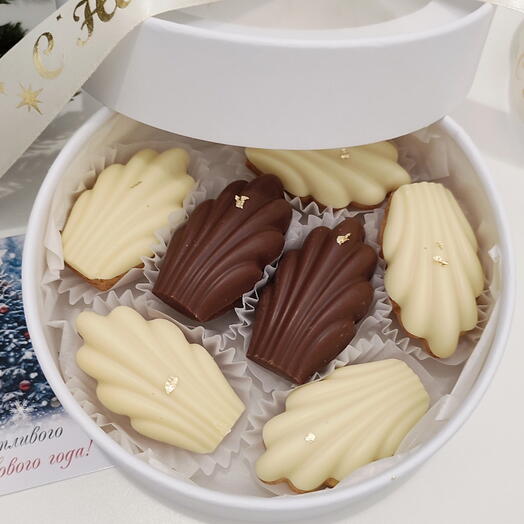 Бисквитное печенье "Мадлен" в шоколаде на  День Рождение, подарок, комплимент