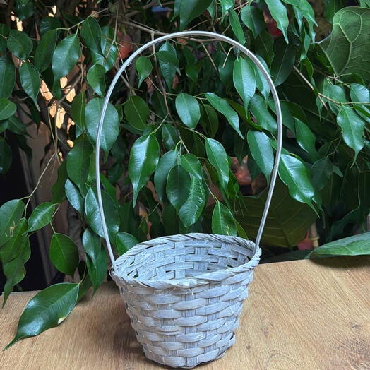 Корзина плетенная серая